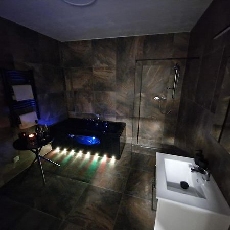 Apartman Anezka 3 S Virivou Vanou Jičín Exteriér fotografie